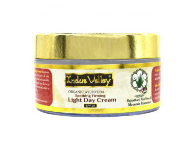 Soothing and Firming Light Day Cream (Indus Valley)